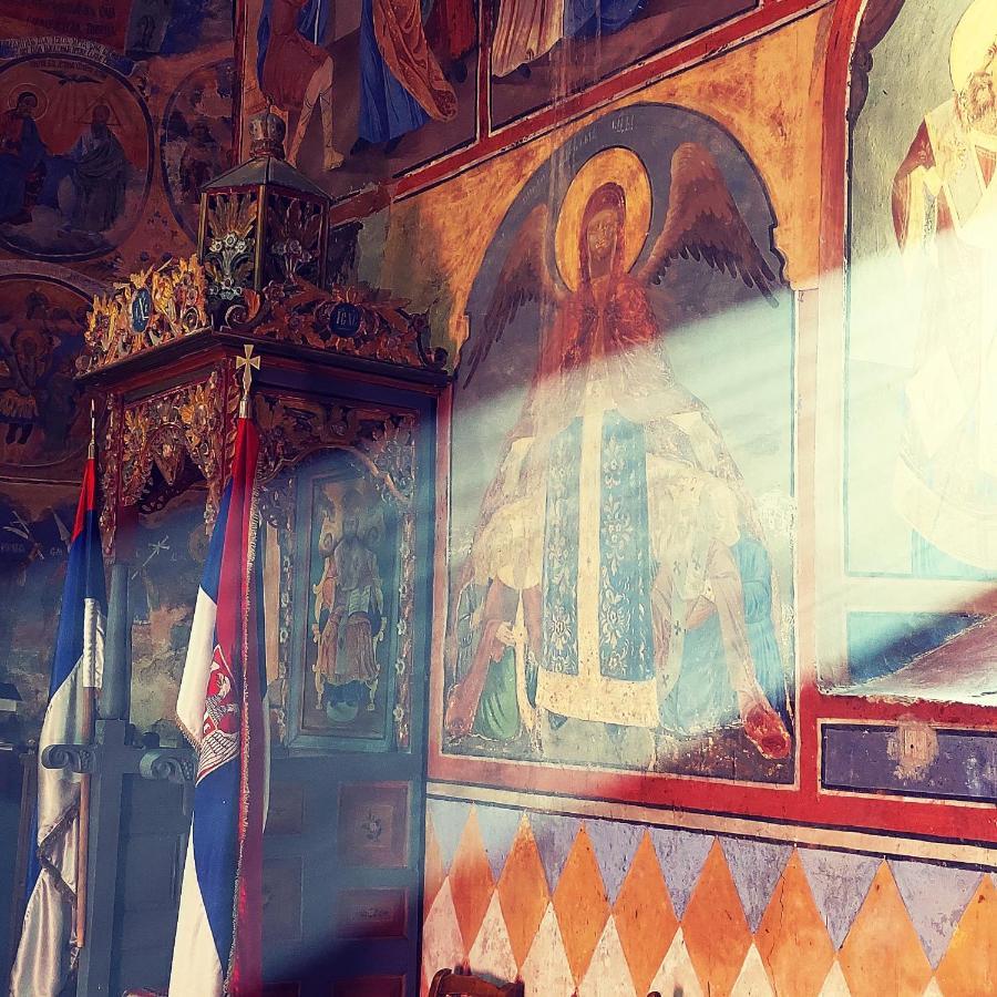 Golemi Kamik Pirot Villa Buitenkant foto